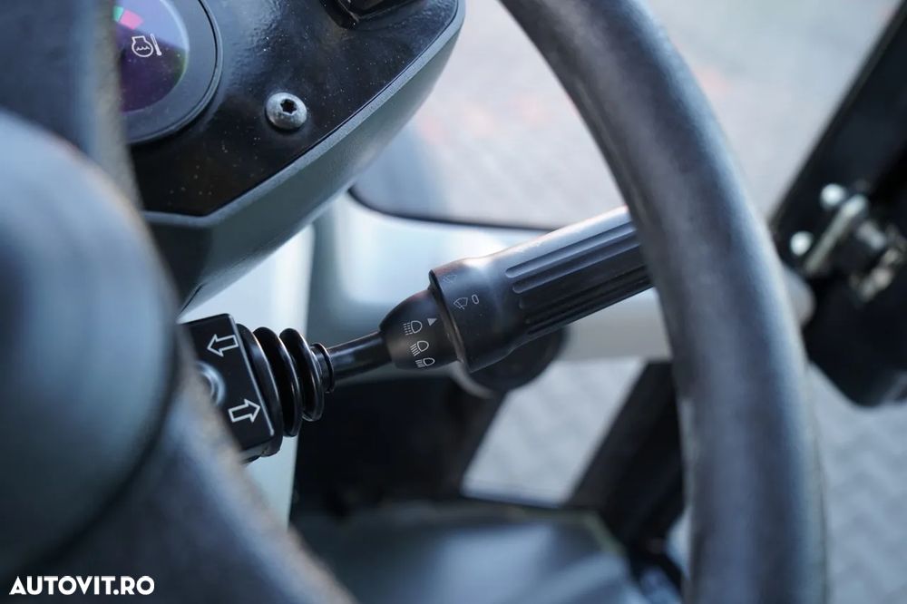 Cat 906M / ÎNCĂRCĂTOR PE ROȚI / 2020 / CUPĂ CU FALCI / - 30