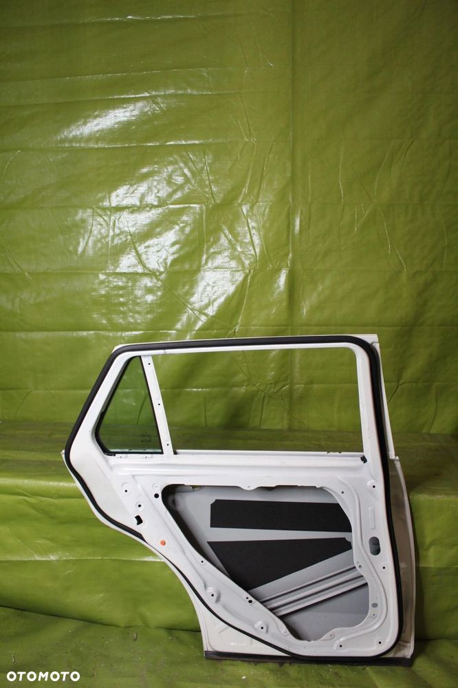 Drzwi Mercedes E Klasa W212 2009-2012 Kombi tył lewy - 2