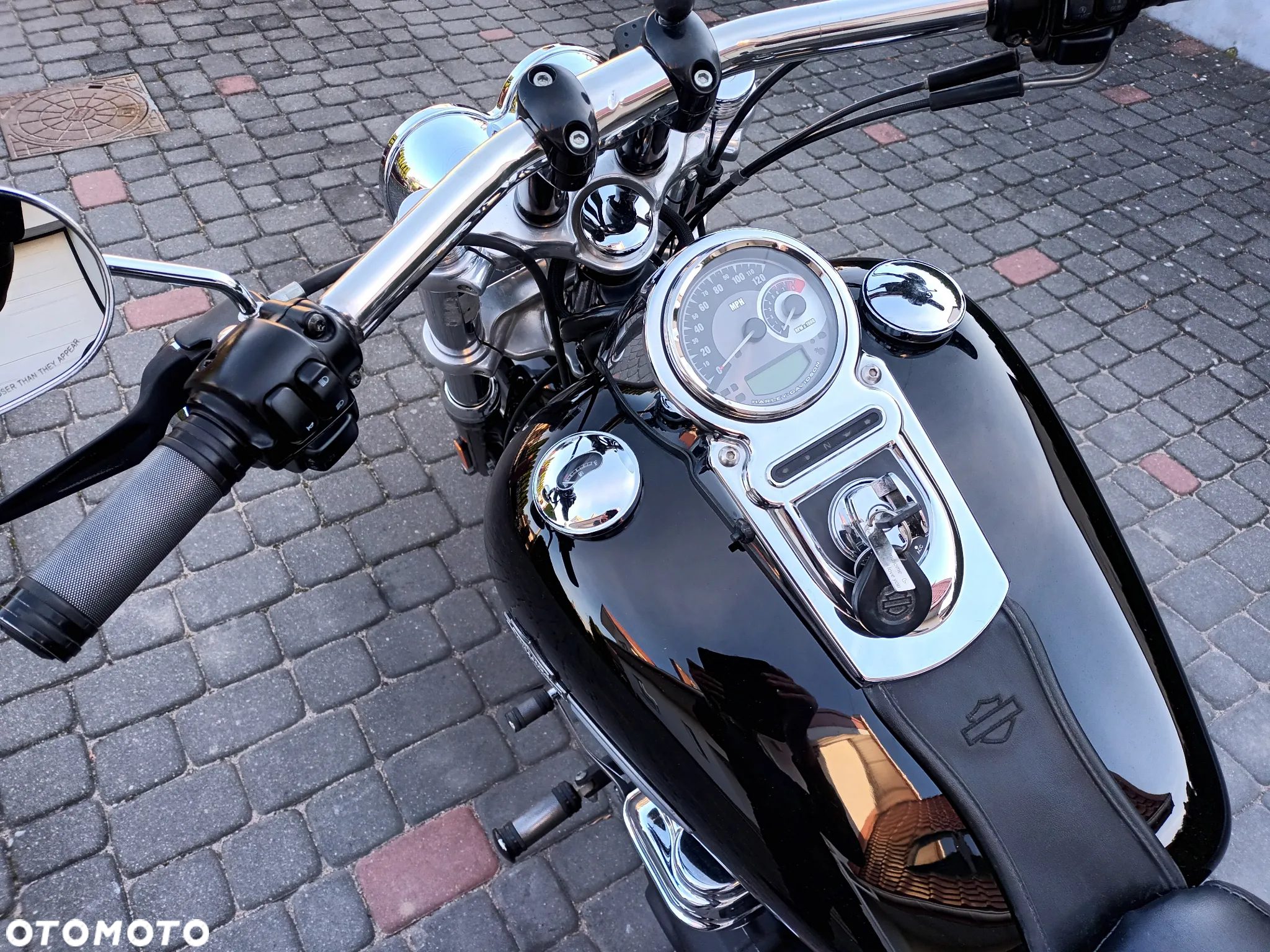 Harley-Davidson Dyna Fat Bob - 10