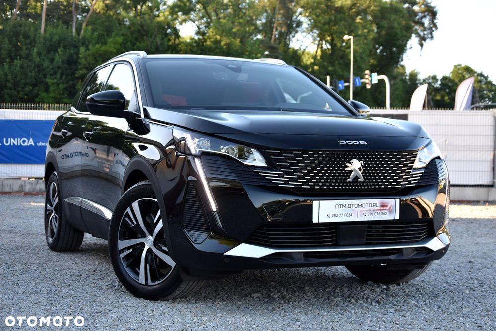 Peugeot 3008 1.6 PureTech HYbrid GT Line S&S EAT8 - 5