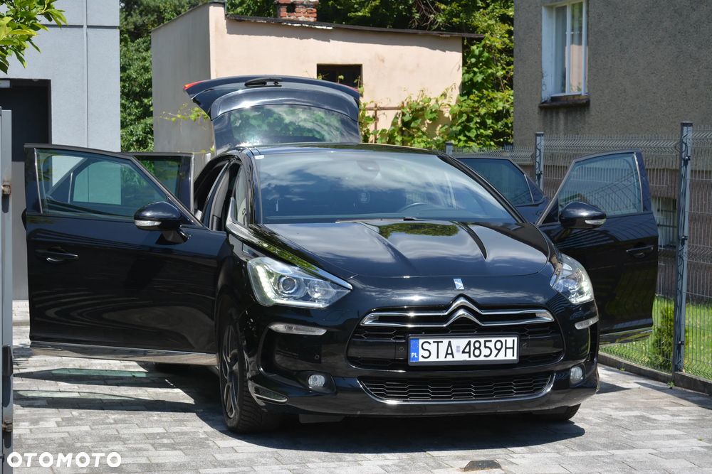 Citroën DS5 e-HDi 115 EGS6 Chic - 17