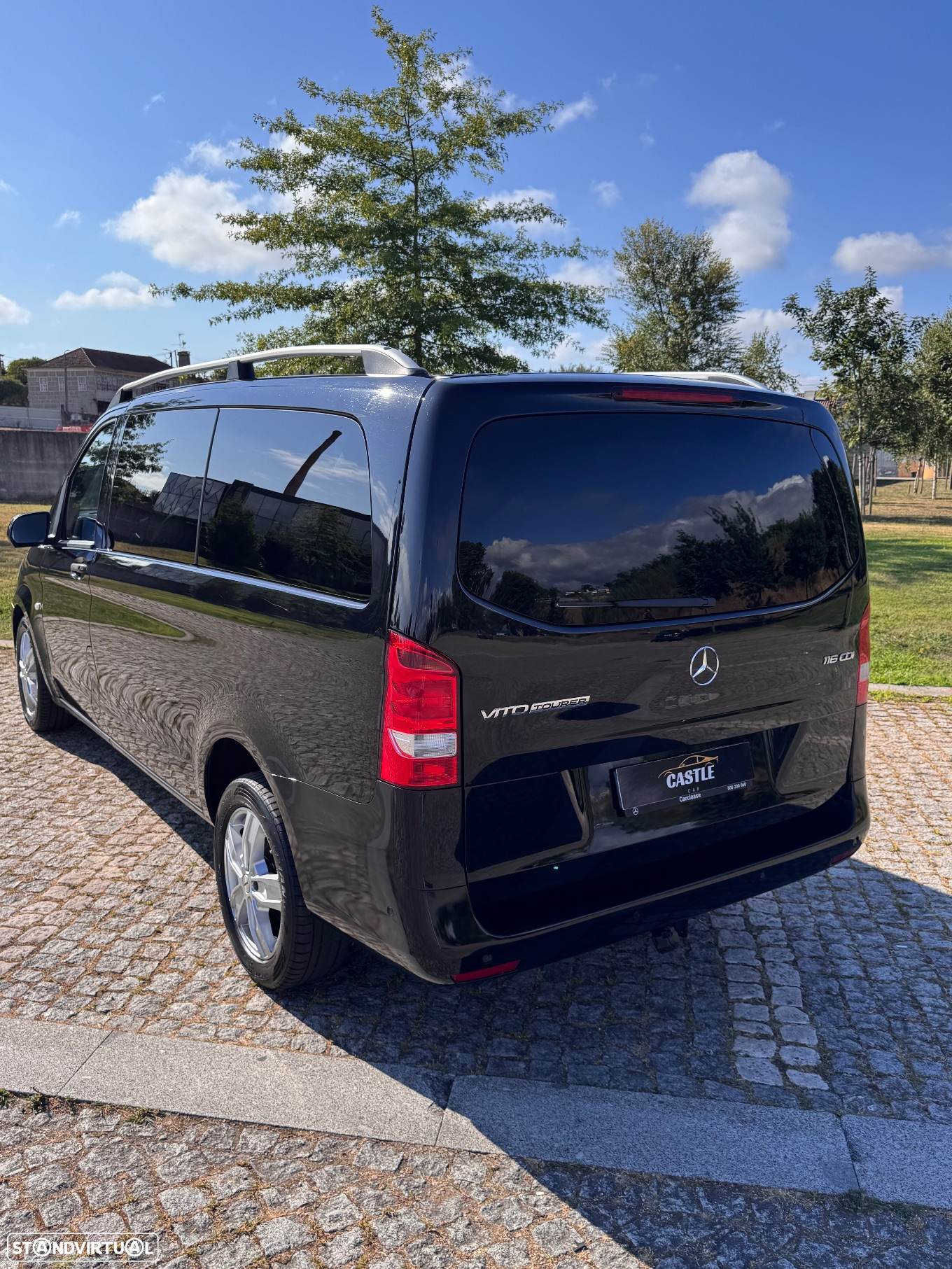 Mercedes-Benz Vito Tourer - 11