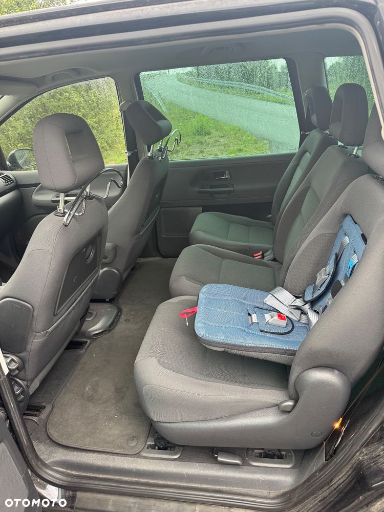 Volkswagen Sharan 1.9 TDI - 13