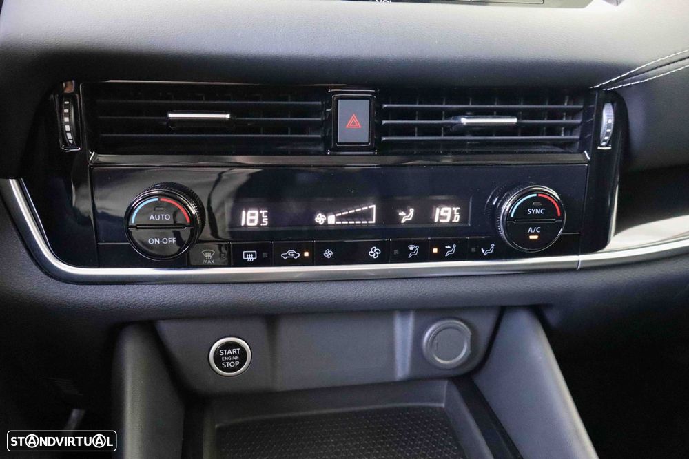 Nissan Qashqai 1.3 DIG-T Tekna + Xtronic - 40