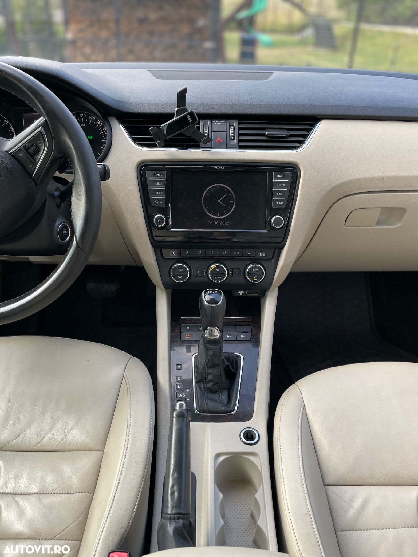 Skoda Octavia Combi Diesel 2.0 TDI DSG Style - 6