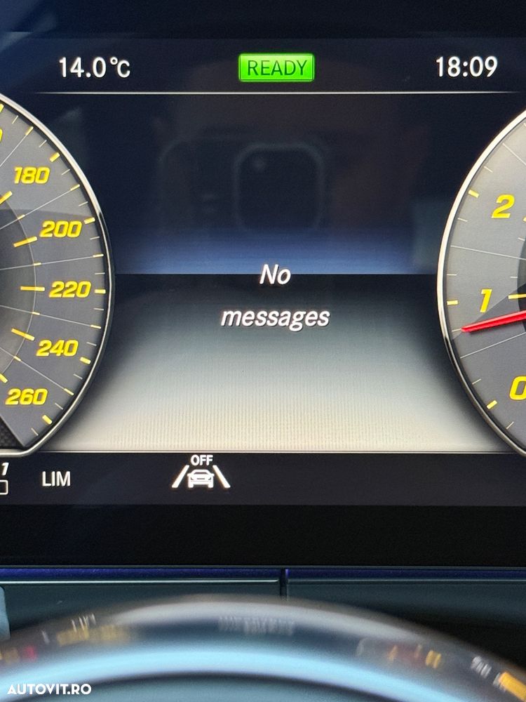 Mercedes-Benz E - 13