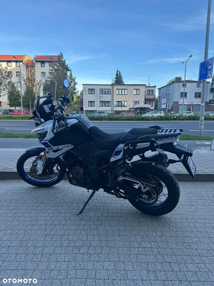 Suzuki V-STROM - 4