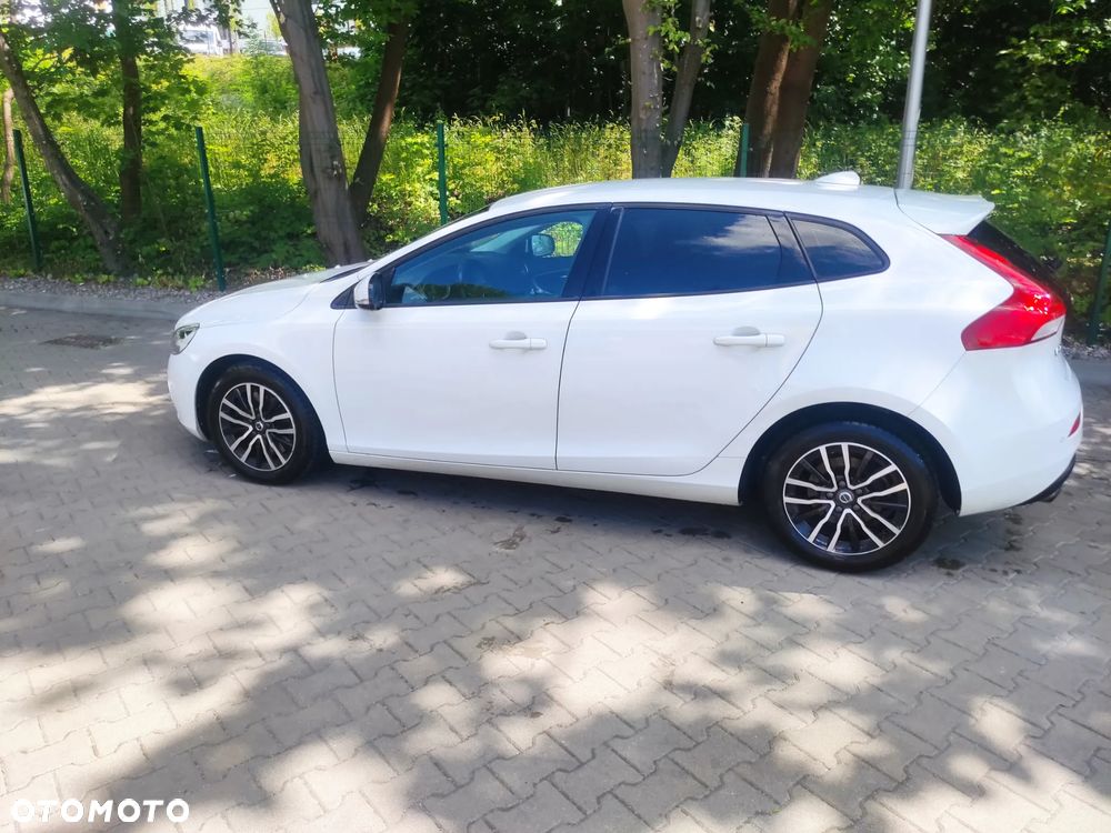 Volvo V40 T3 Drive-E Kinetic - 10
