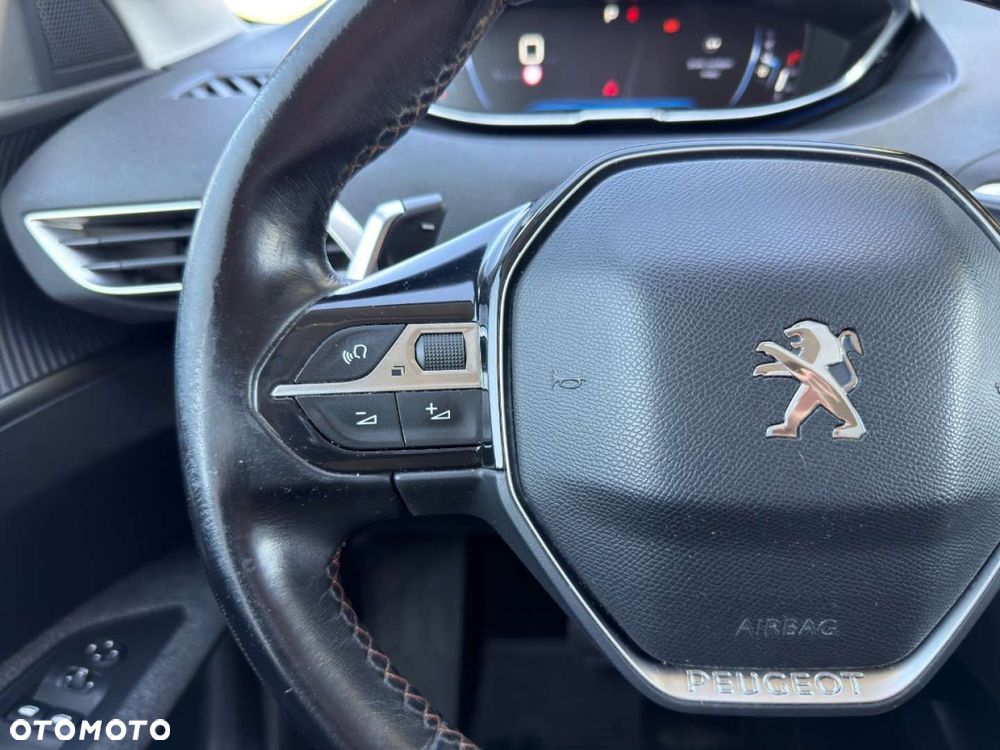 Peugeot 3008 - 11