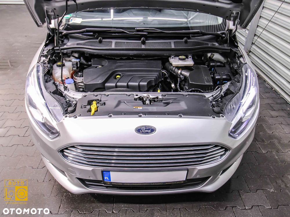 Ford S-Max 2.0 TDCi Titanium - 17