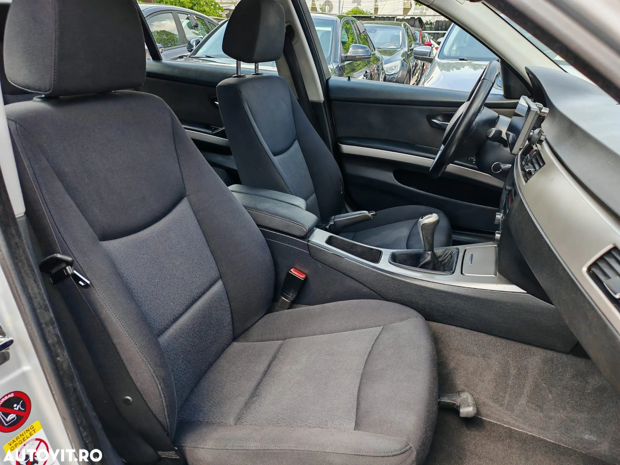 BMW Seria 3 318d - 6