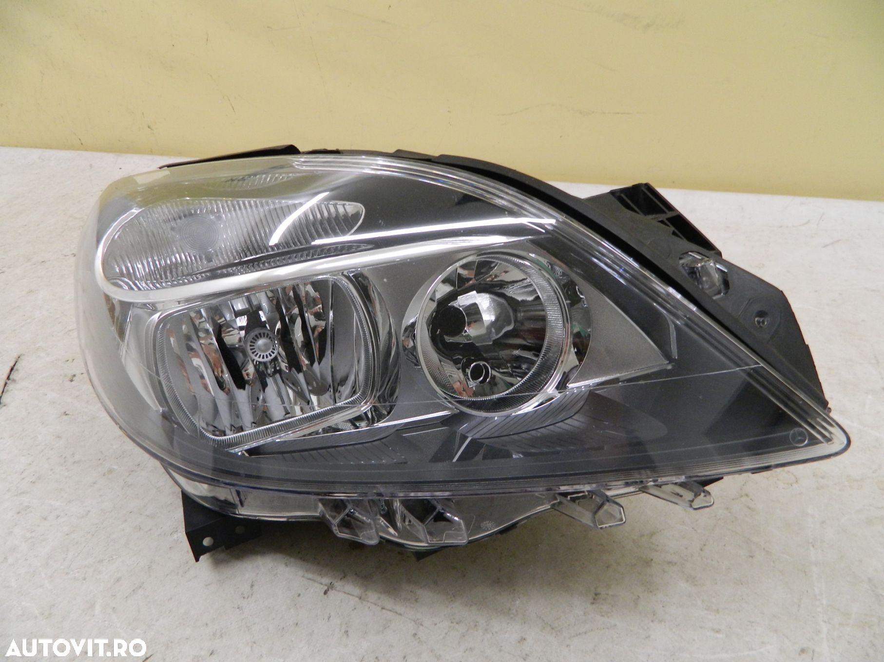 Far dreapta Halogen Mercedes B-Class w246, 2011, 2012, 2013, 2014, cod origine A2468200261. - 3
