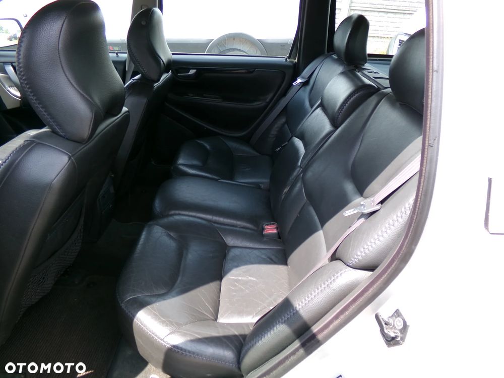 Volvo V70 XC Cross Country 2.4 AWD - 9