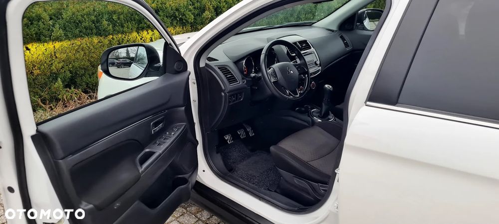 Mitsubishi ASX 1.6 2WD Intense - 17