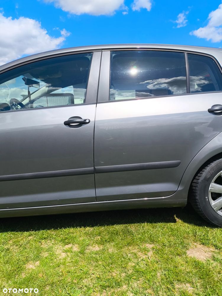 Volkswagen Golf - 9