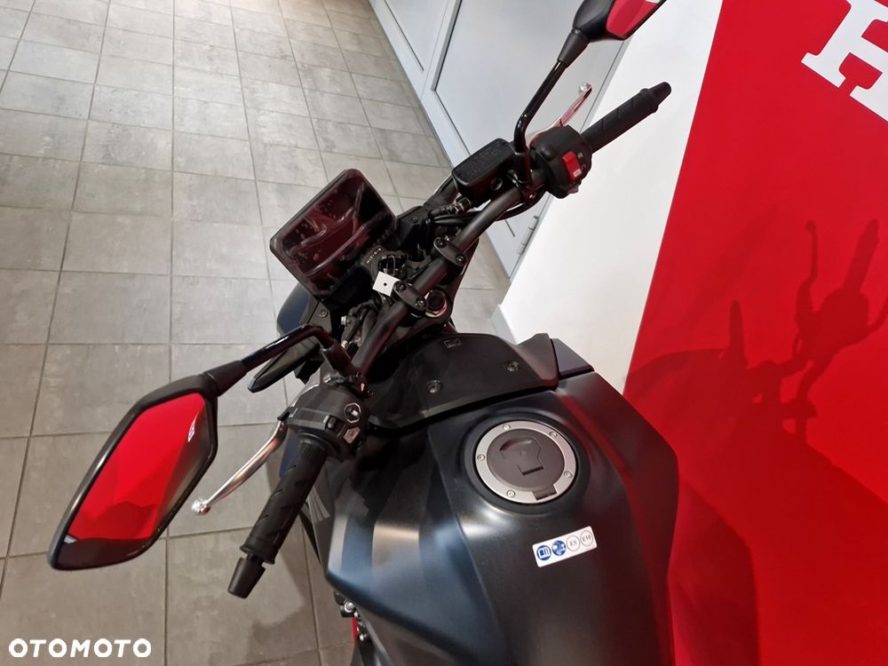 Honda CB - 7