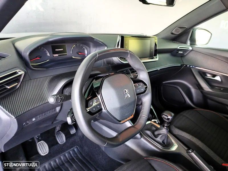 Peugeot 2008 1.2 PureTech Active - 14