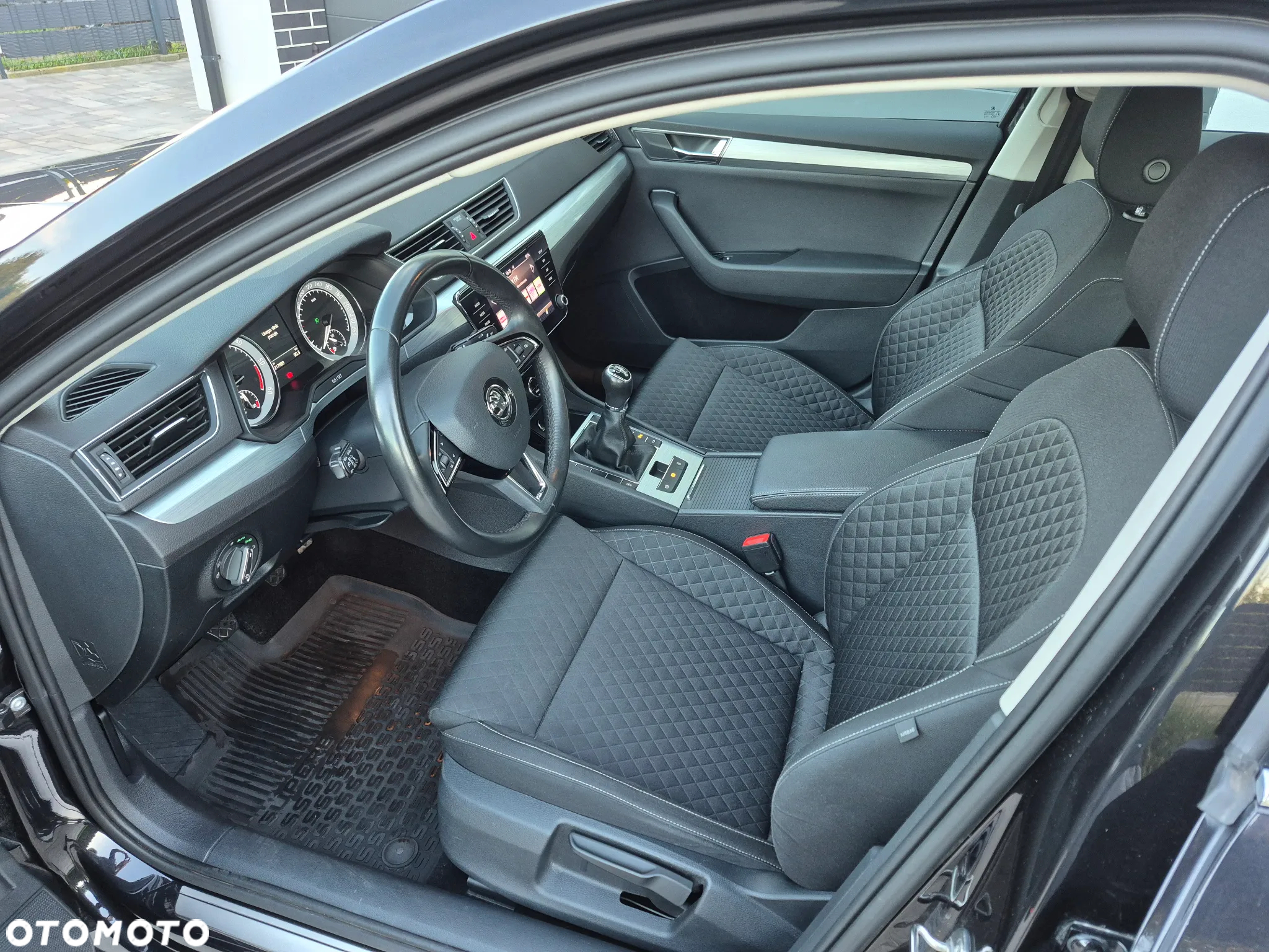 Skoda Superb 2.0 TDI Ambition - 5