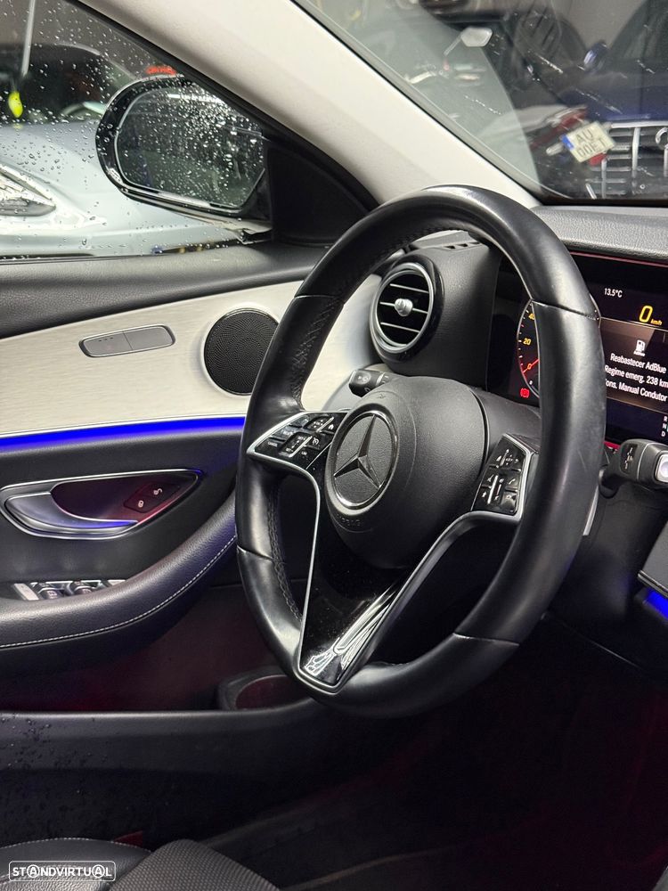 Mercedes-Benz E 300 de 4Matic 9G-TRONIC Avantgarde - 27
