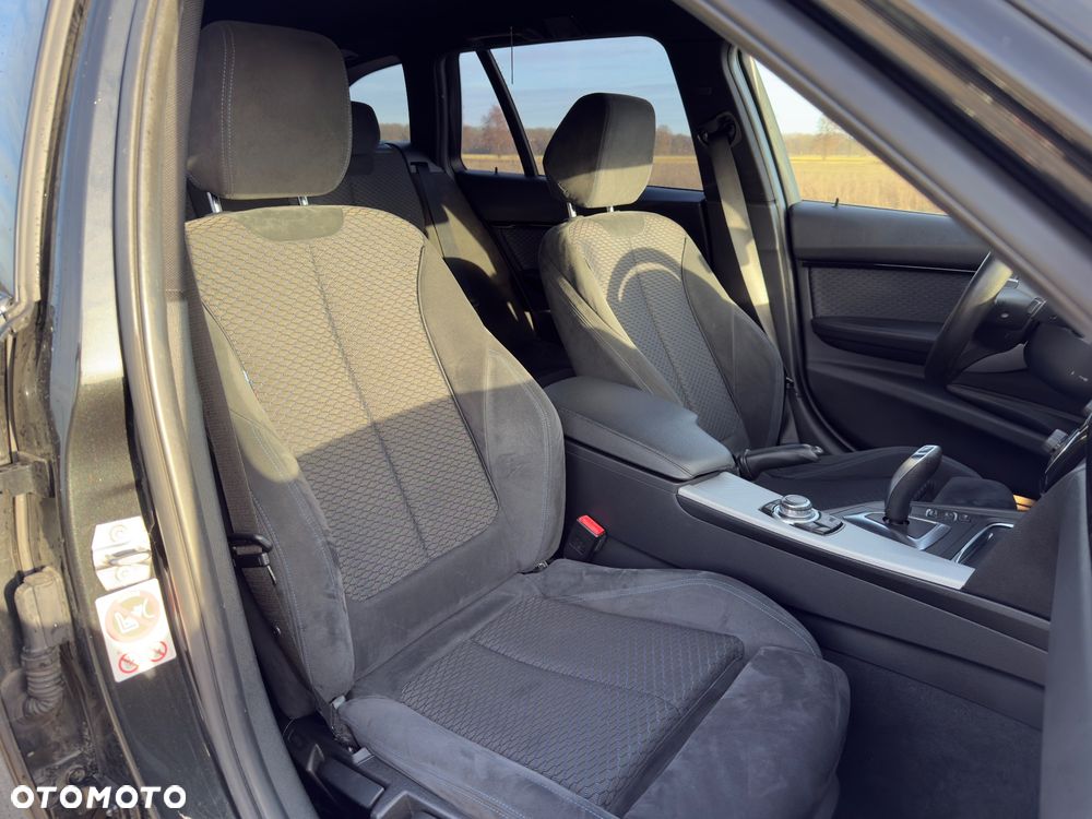 BMW Seria 3 318d Edition M Sport Shadow - 11
