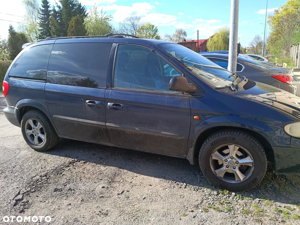 Chrysler Voyager 2.5 SE CRD - 6