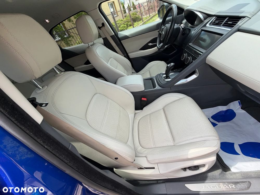 Jaguar E-Pace 2.0 i4P AWD SE - 13