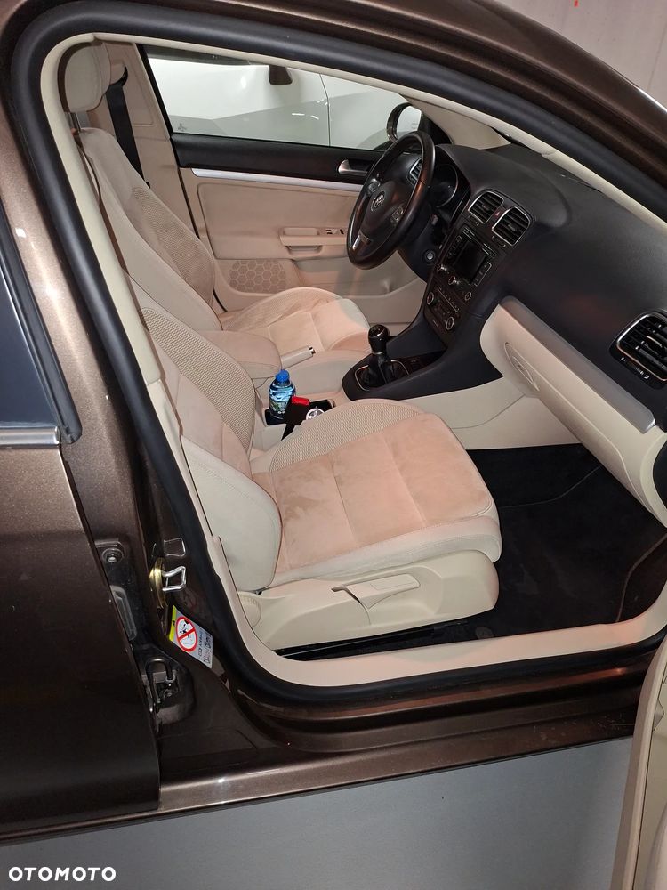 Volkswagen Golf 2.0 TDI Highline - 11