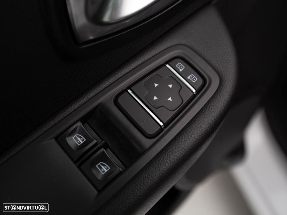 Renault Clio 1.5 dCi Zen - 12