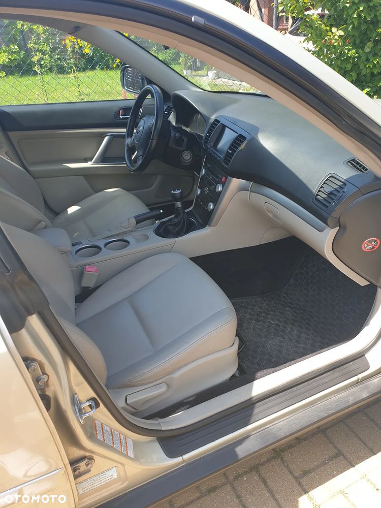 Subaru Outback 2.0D RC NAV - 6