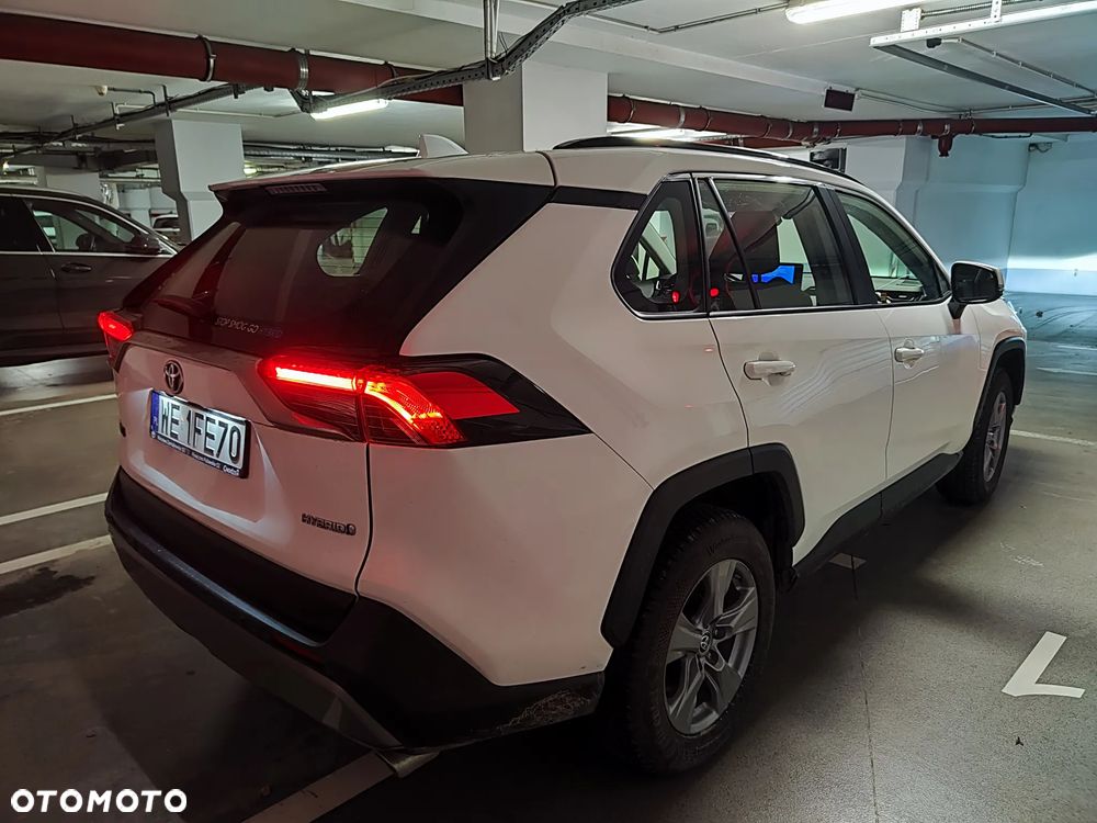 Toyota RAV4 - 4