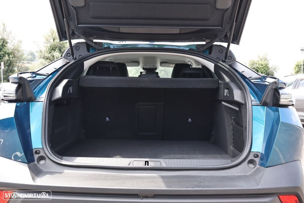Peugeot 408 1.6 Hybrid Allure e-EAT8 - 18