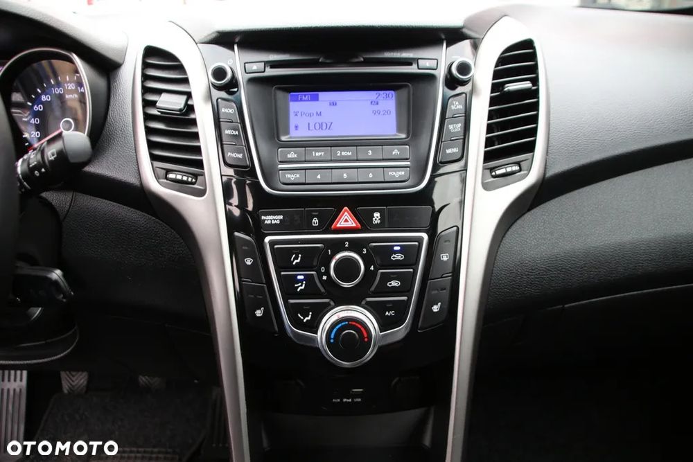 Hyundai i30 1.6 GDI Style - 25