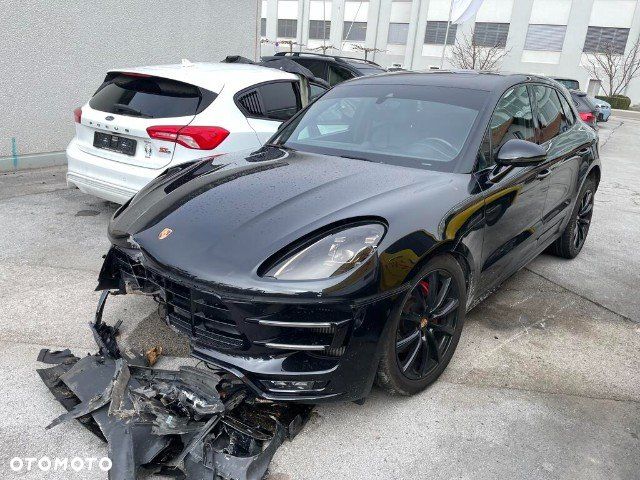 Porsche Macan Turbo PDK - 1