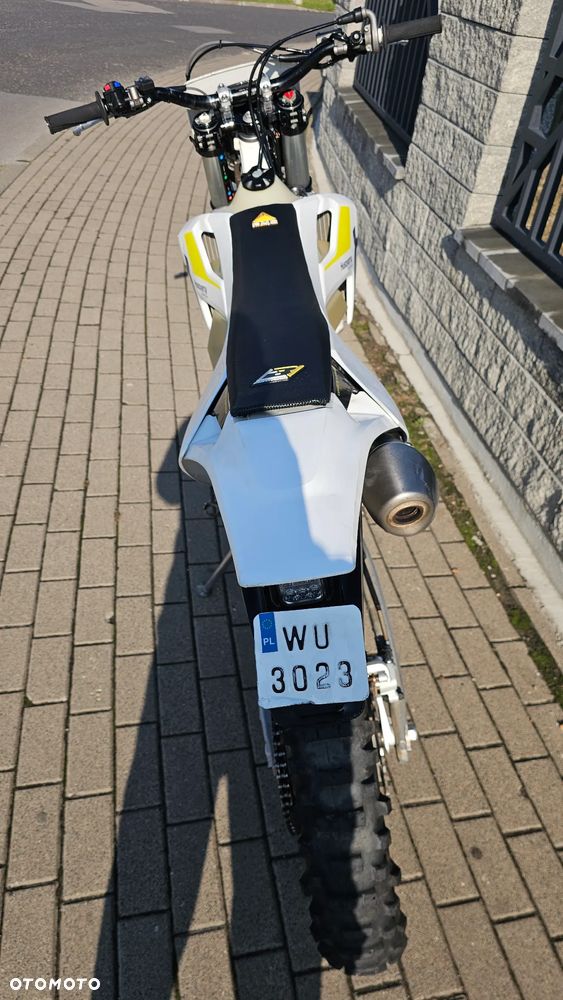 Husqvarna FE - 17