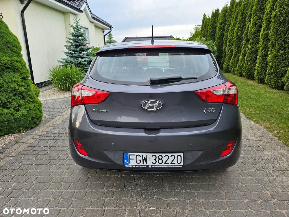 Hyundai i30 1.4 YES - 5