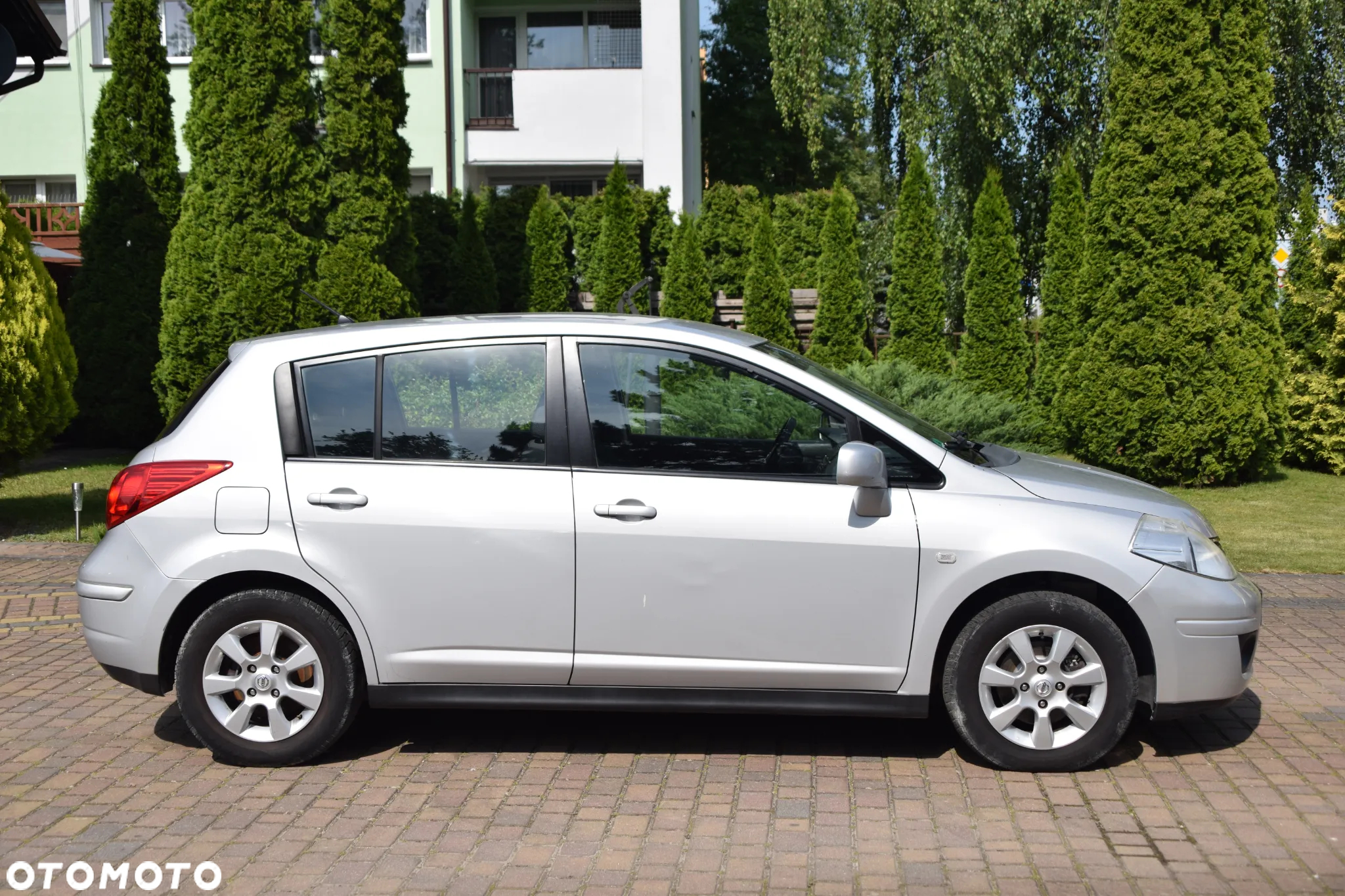 Nissan Tiida 1.6 Acenta - 10