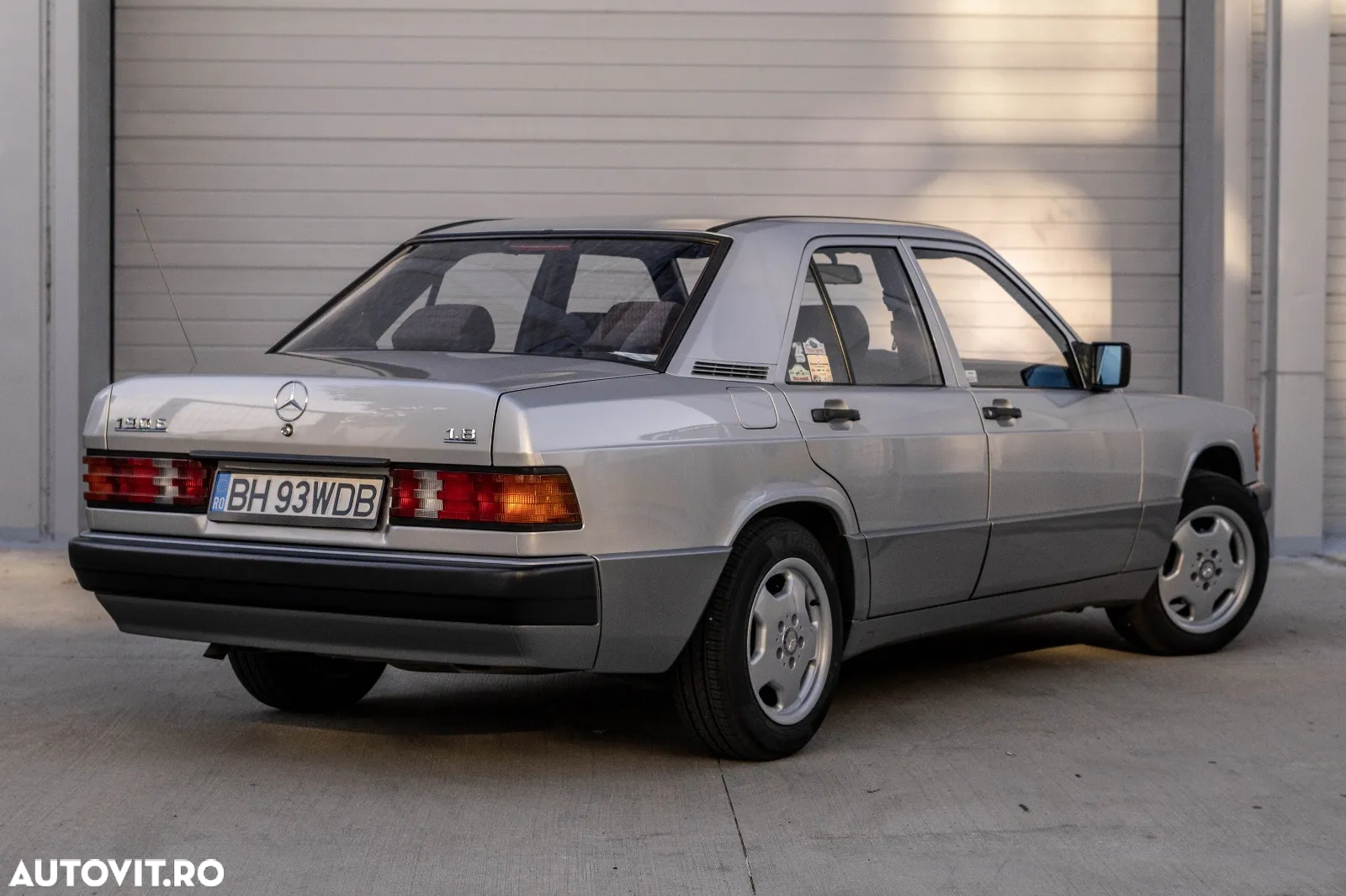 Mercedes-Benz 190 - 7