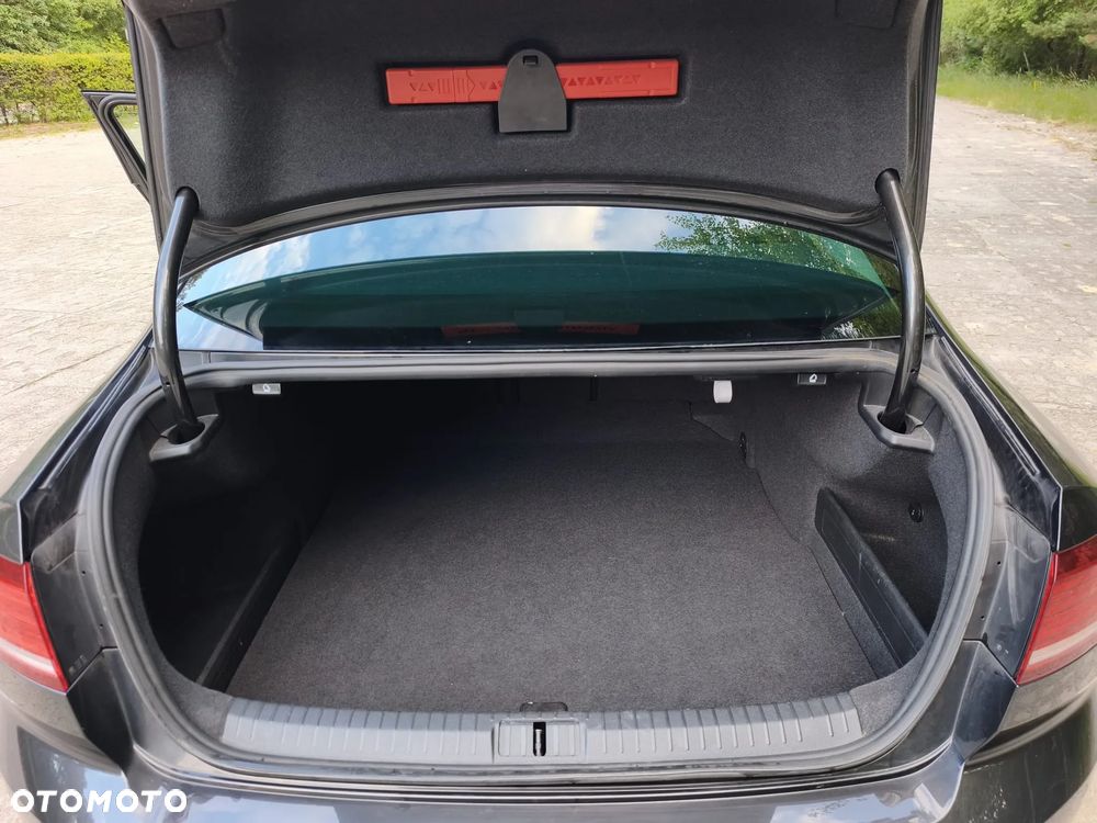Volkswagen Passat 2.0 TDI BMT SCR Comfortline DSG7 - 14