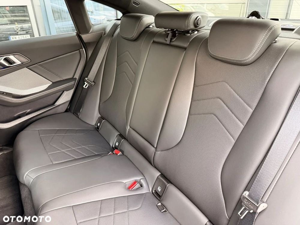 BMW Seria 2 - 26