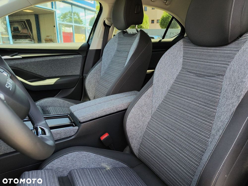 Skoda Superb 2.0 TSI Selection DSG - 13