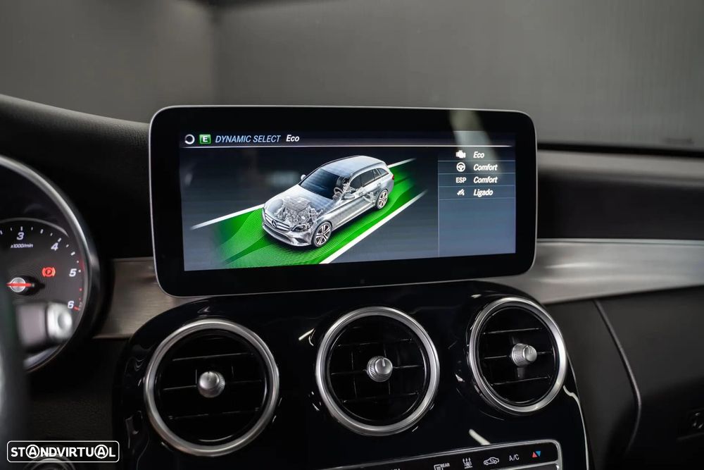 Mercedes-Benz C 300 de AMG Line - 25