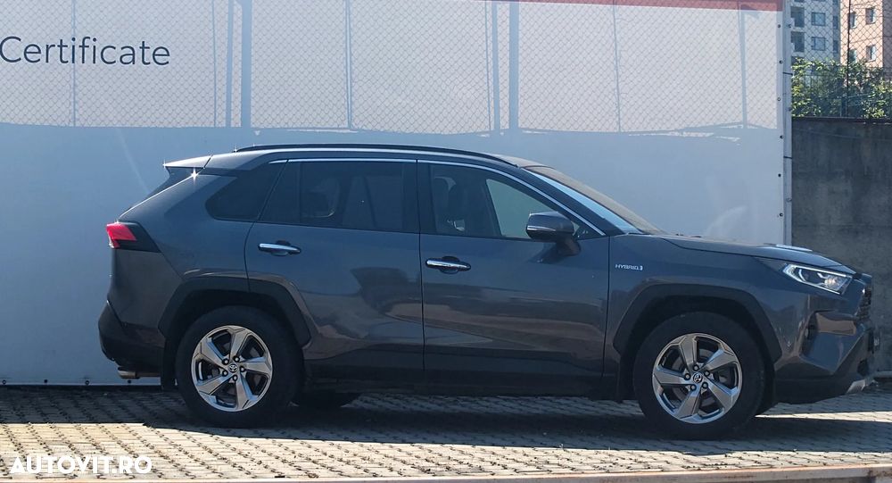Toyota RAV4 2.5 VVT-iE 4x4 Luxury - 4