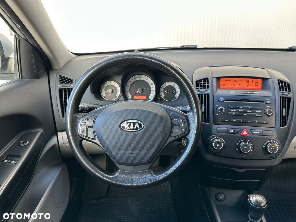 Kia Ceed 1.4 Comfort - 8