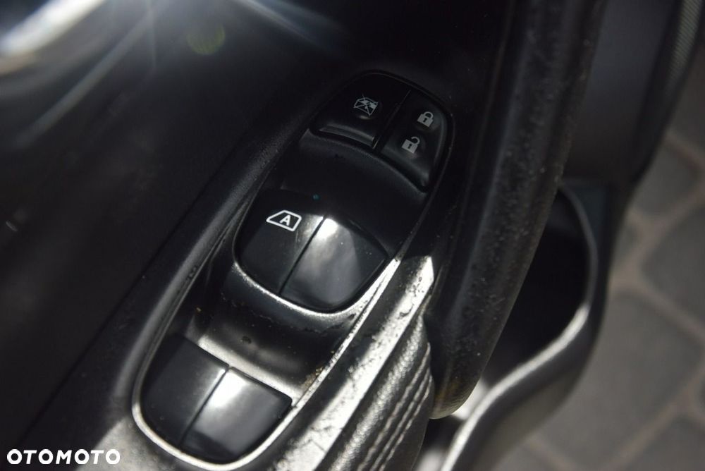 Nissan Qashqai 1.6 DCi 4x4 Acenta EU6 - 18