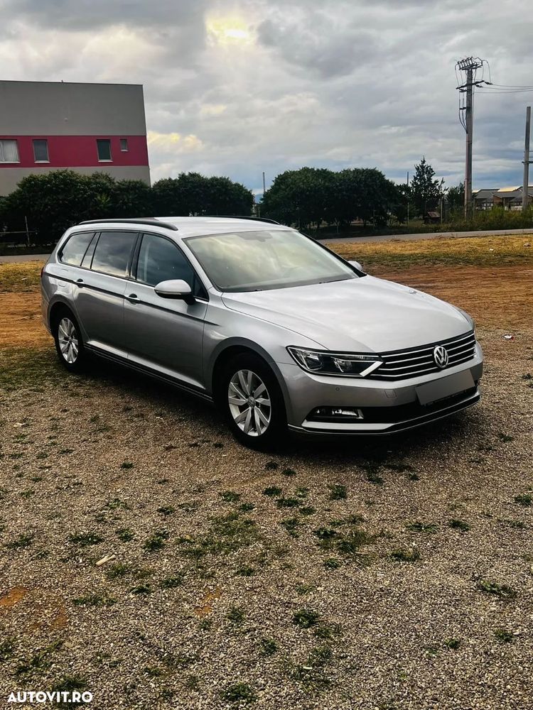 Volkswagen Passat 2.0 TDI Comfortline - 4