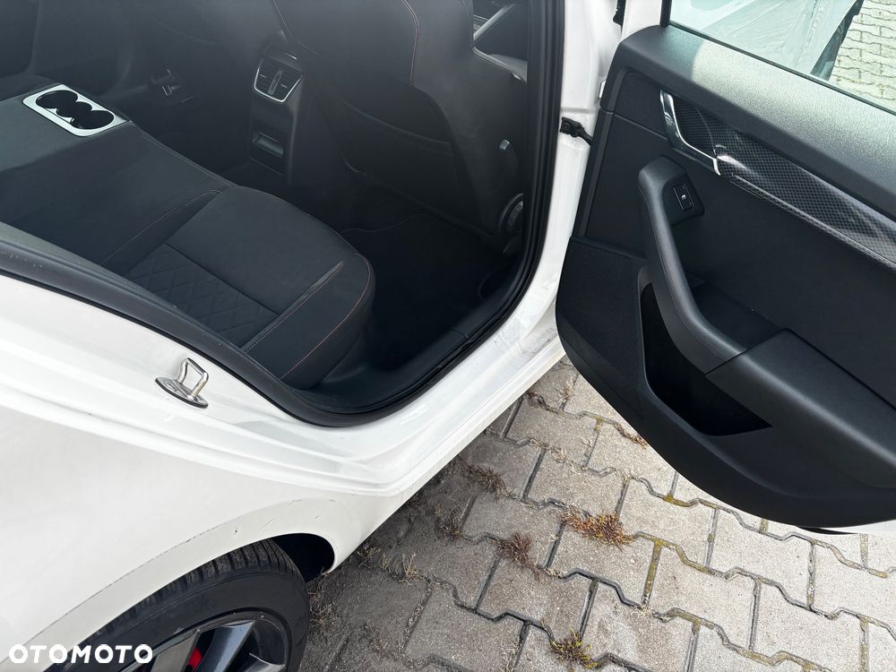 Skoda Octavia 2.0 TDI (Green tec) RS - 14