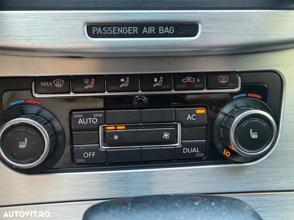 VOLKSWAGEN Passat CC 2010 — imagine 8