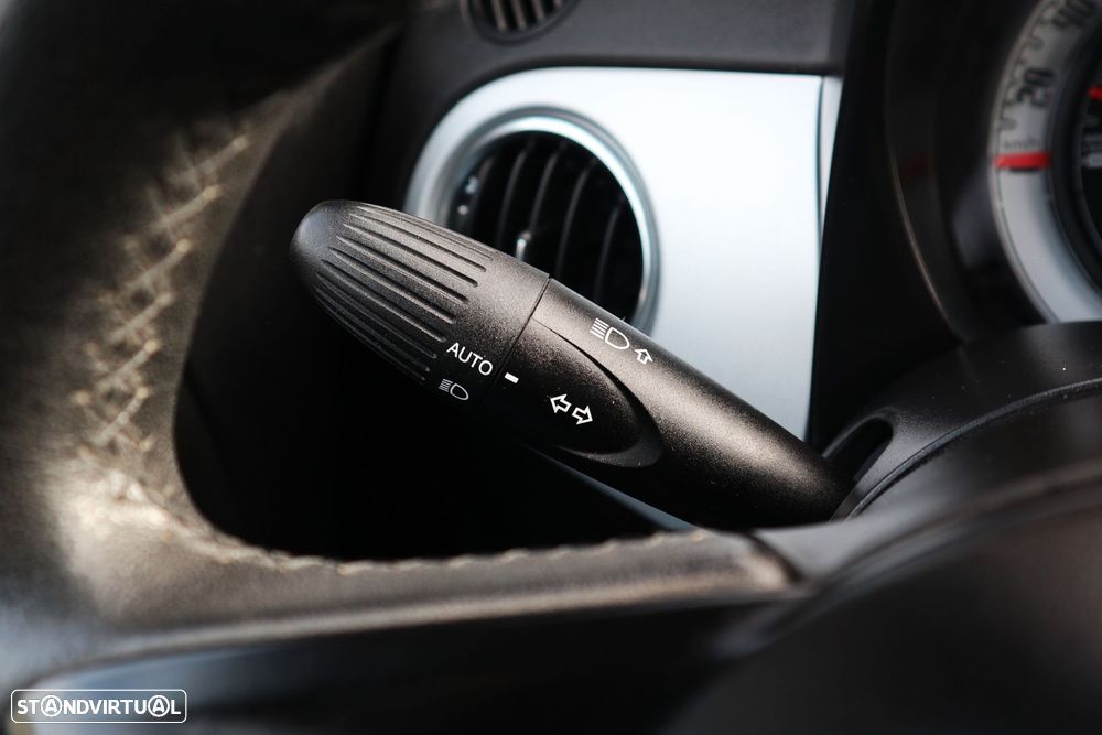 Fiat 500C 1.0 Hybrid Connect - 28