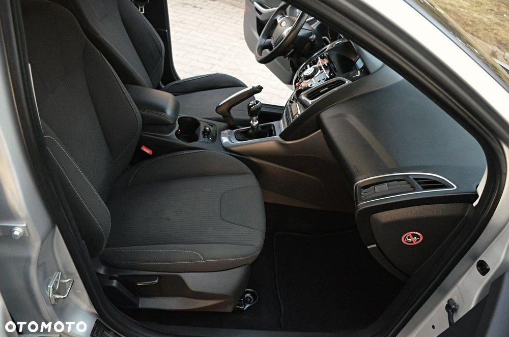 Ford Focus - 21