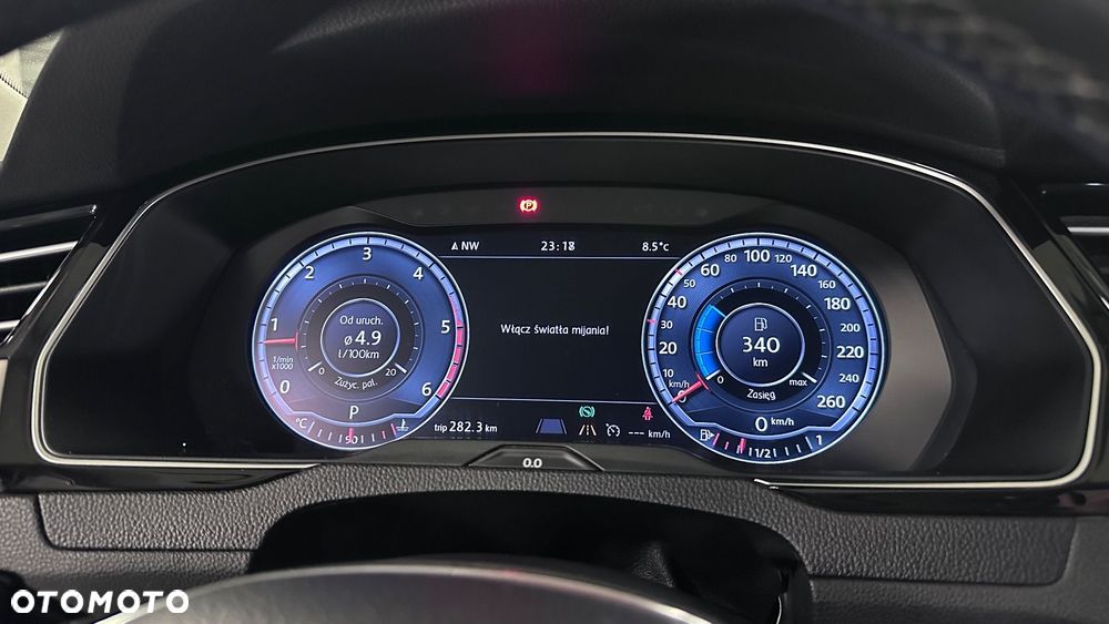 Volkswagen Passat 2.0 TDI SCR Highline DSG - 12